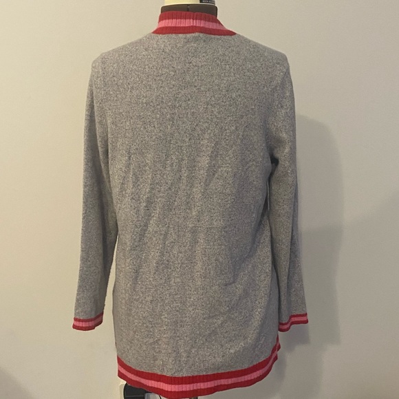 ❤️💖OLSEN💖❤️Henry style sweater with button and pockets . Cozy! Size Large. - Picture 8 of 11